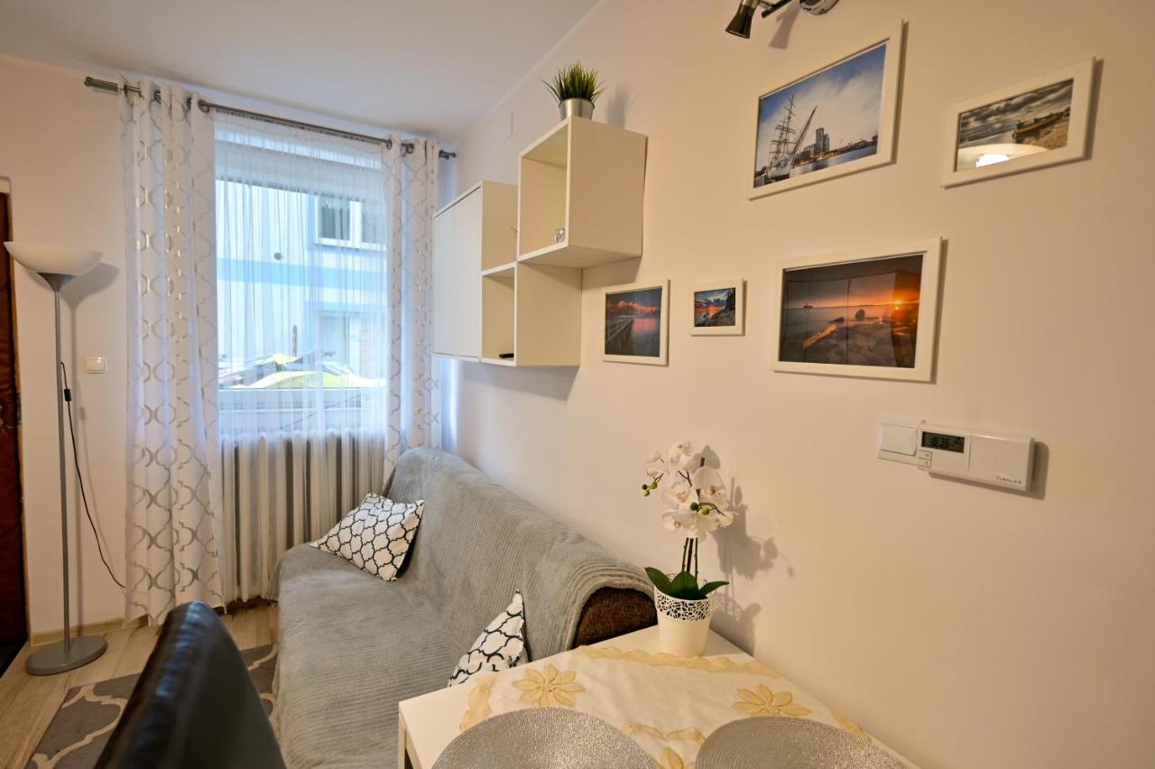 Pokoj Z Aneksem Kuchennym Gdynia Exteriör bild